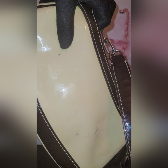 VINTAGE Dooney & Bourke Cream Brown Patent Purse AUTHENTIC MANUFATURE IN CHINA🔥 - Picture 16 of 17